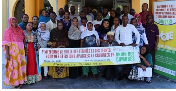 GoreeInstitute's tweet image. ⚡ #Vendredi_Flash_back ⚡#Comores 🇰🇲 2️⃣0️⃣1️⃣6️⃣

Assistance technique du Gorée Institute aux élections en Union des Comores, du 4 février au 4 mars 2016.