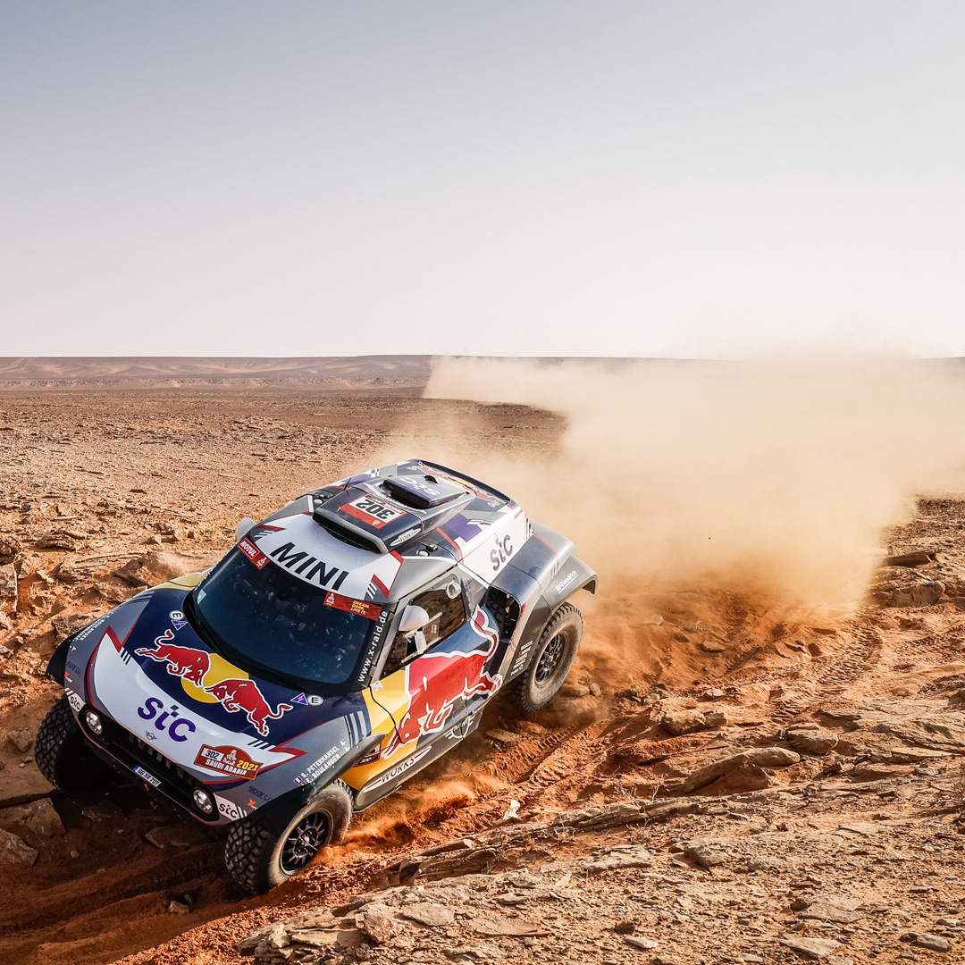 XraidTeam's tweet photo. 🎉 WINNERS!!! Stéphane Peterhansel and Edouard Boulanger and the MINI JCW Buggy 🎉 https://t.co/nH0uazxprM