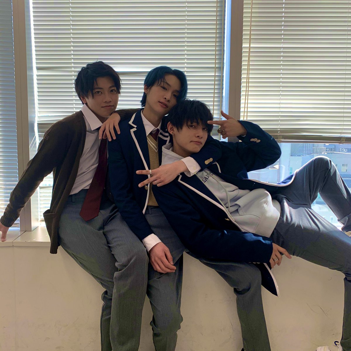 恋は青春より青し Tiktokドラマ 公式 恋は青春より青し Tiktokで今夜7時 最新話配信 ひとみ学園イチのモテ男 なのに恋愛に関しては超鈍感 そんな アオイに Episode 0 気になるあのコ 最新話をチェックしてね T Co