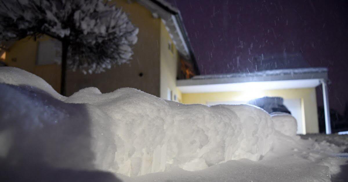 dnatweets's tweet photo. Chutes de neige en Alsace : du jamais vu depuis 2006 ! 🌨 https://t.co/nYvDGCbFuo https://t.co/jBMZPdFhZm