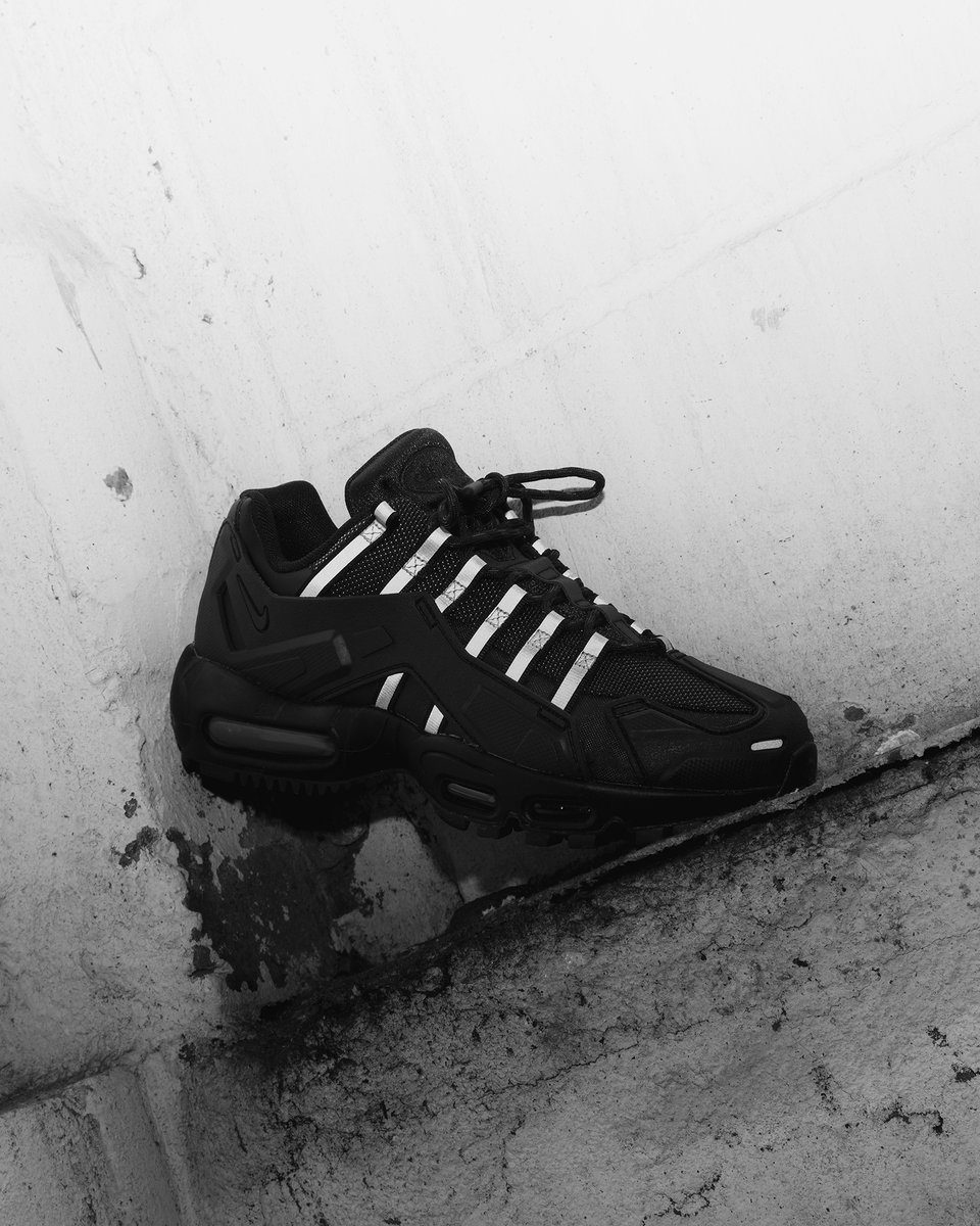 air max ndstrkt black