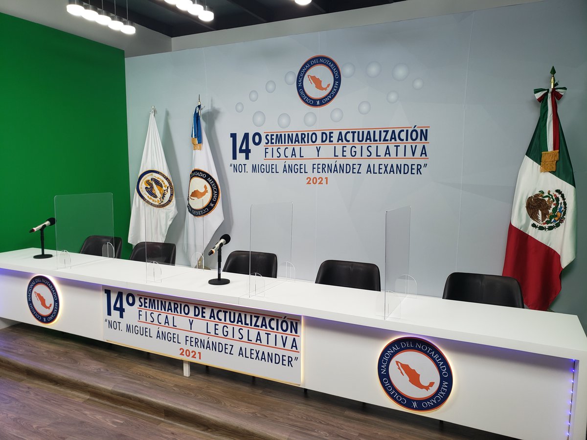 Todo preparado para, en 90 minutos, iniciar el 14º Seminario “Miguel Ángel Fernández Alexander”. Gracias anticipadas a los expositores de hoy <a href="/XochitlGalvez/">Xóchitl Gálvez Ruiz</a> <a href="/YasminEsquivel_/">Yasmín Esquivel Mossa</a> <a href="/GarciaGibson/">Ramón García Gibson</a> notarios expositores y a los más de 2000 participantes inscritos.
#SeminarioNotarialMx