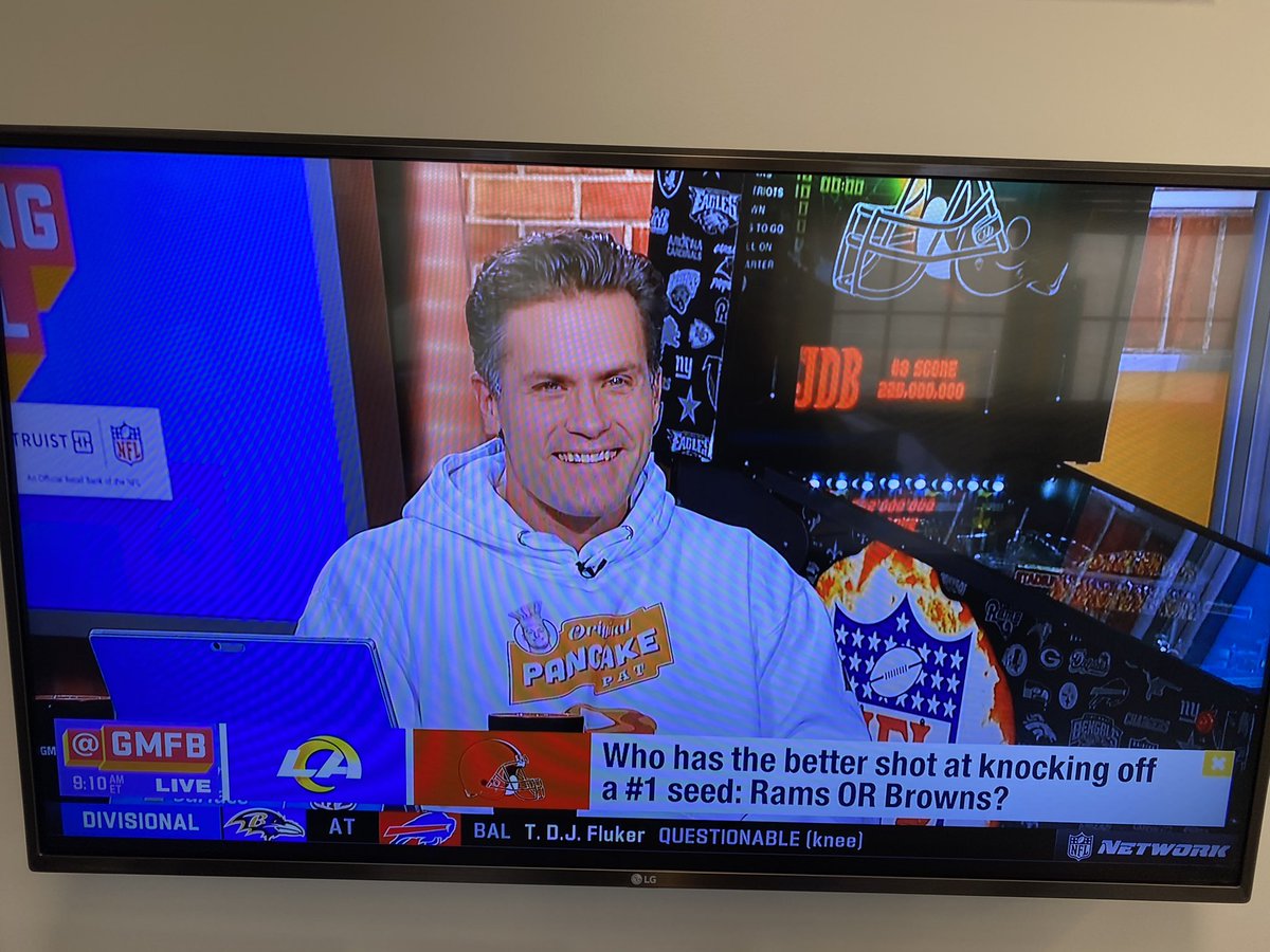 CSteele32's tweet photo. Love @KyleBrandt rocking the @PRic508 #PancakePat hoodie on @gmfb today!! #RavensFlock https://t.co/zblthekBMR
