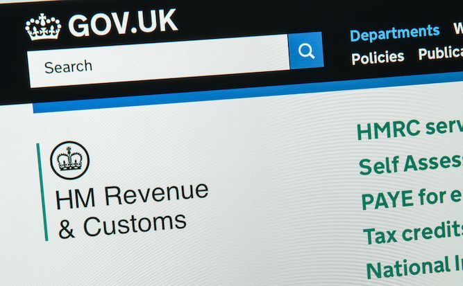 thedailymash's tweet photo. Self-employed make annual choice between tax return and faking own death https://t.co/wvFcf26VJn https://t.co/wsW3B0Tg62