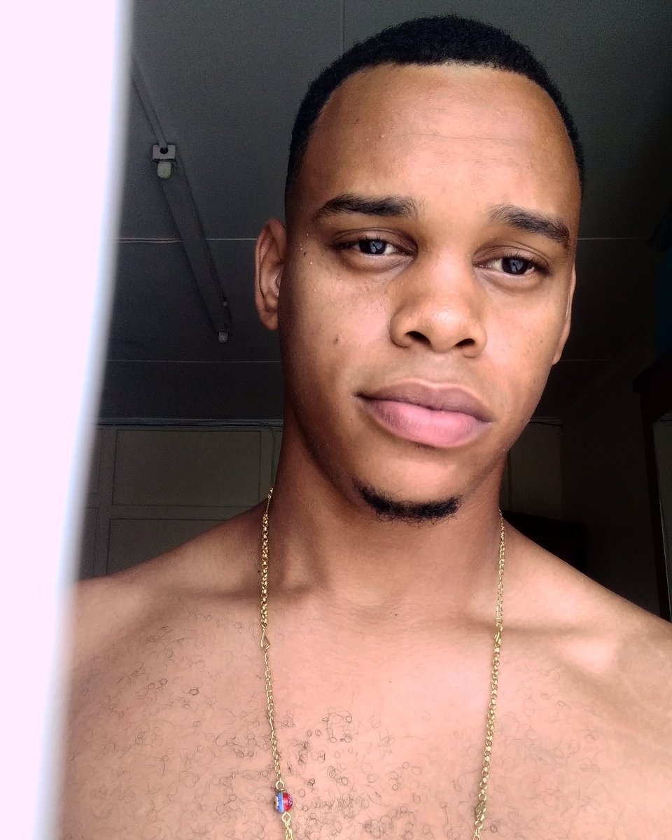 Connorposeidon's tweet image. Masra gado na fesi 
Nanga deng bigi wang nam baka 🌬