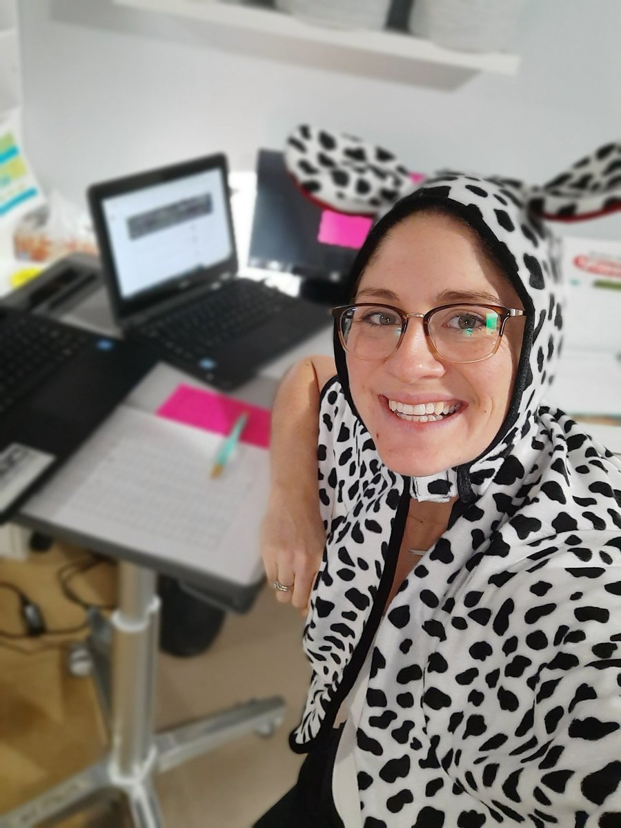 MmePilutti_LDSB's tweet photo. Every Friday we have a spirit day we vote for in math the day before, today is costume day for our morning scavenger hunt! #remotelearningfun https://t.co/CJ4aTX60yP https://t.co/R2yVsIYPHm