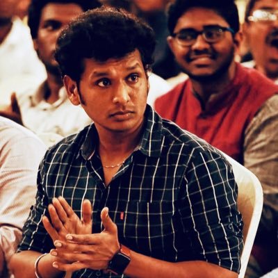 Sharwes18's tweet photo. #Thalaivar169 படத்தை யார் எடுக்க வேண்டும் ?? 

Karthik Subbaraj = Retweet 🔃🔃
Lokesh Kanagaraj = Like 👍🏼

#Annaatthe @rajinikanth @rajini712dhoni @tm_karthik @Rkarthi81 @Samuelclicks @rajini_balu @vaisu_tweets https://t.co/Tn0yHiVA9Y