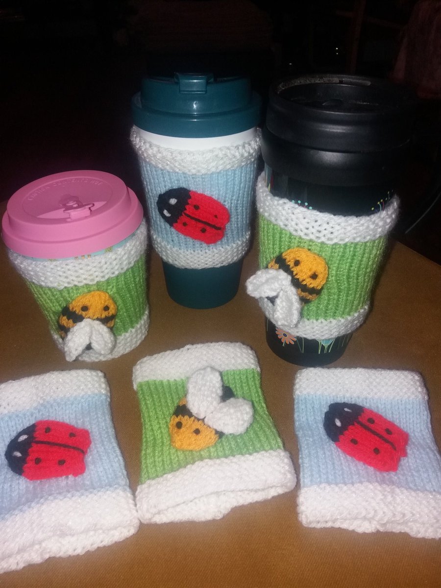 EmmaJanesLife's tweet photo. We're all missing people aren't we?
How about a #LetterBox friendly #HandKnitted #Card #Heart or #CoffeeCuff to let them know you're thinking of them π
Under a fiver each plus P&P π
#ApartButTogether
#SupportSmallBiz
https://t.co/RjQZ1GQ49B https://t.co/zhuBWVwYrW