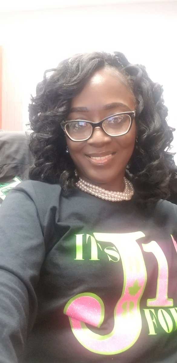 keatag74's tweet photo. Happy 113th Founders'Day Alpha Kappa Alpha Sororityππ
#firsttoeverdoit
#thanksmotherEthelπ
#onenineOeight
#minorhalltothewhitehouse https://t.co/8JrQpyG2OR