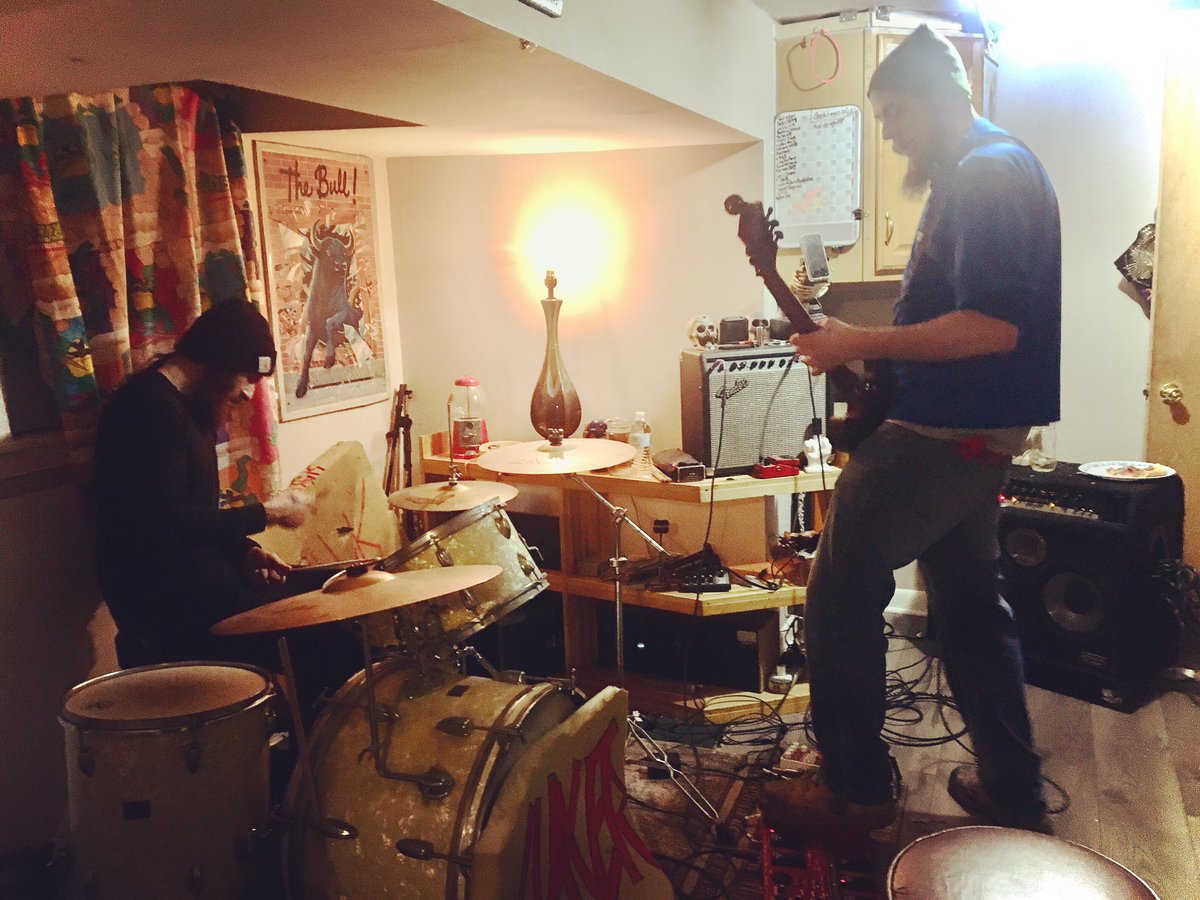 dropthehat's tweet image. Original Music Livestream 

I hate genres, I call our music #upChill 

Compared to Fleetwood Mac, sonic youth, Bob Dylan, nine inch nails, silversun pickups, interpol, punk, shoegaze, house/trance, phish/dead, indie/emo 

I know rite!
• we make vibes 7pm fb.me/e/1aFL4vzi0