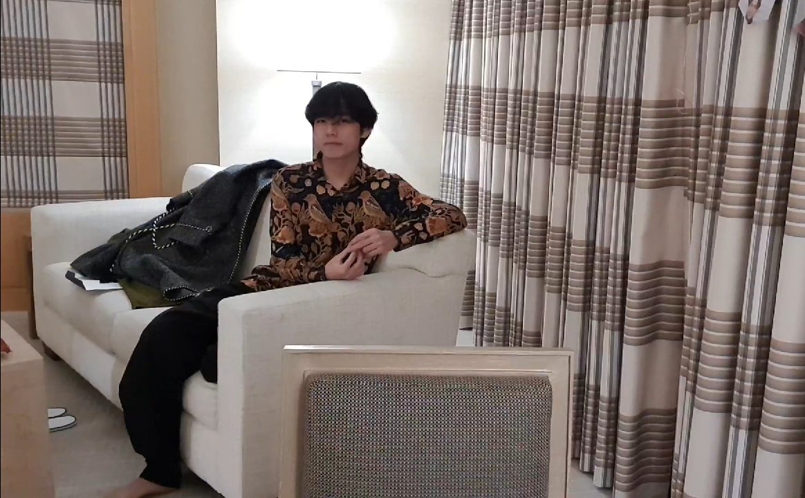 reposting this bcs I accidentally deleted the other one 