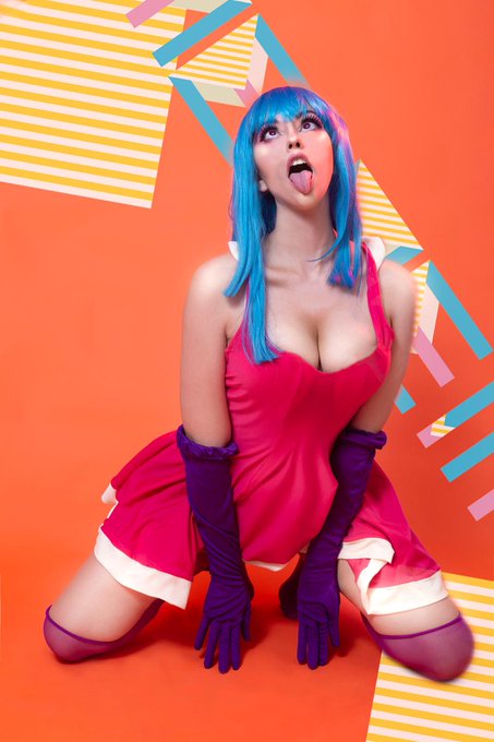 Hika Cosplay’s pics and videos