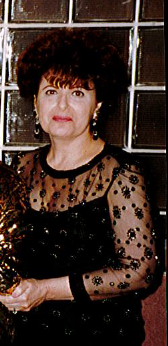 WALK 97.5 (@walk975) on Twitter photo Have you seen this woman?  Police say the 88-year-old went missing yesterday in Copiague.  
walkradio.com/2021/01/15/cop… #MissingPersonsReport #SilverAlert #MissingPerson Have you seen this woman?  Police say the 88-year-old went missing yesterday in Copiague.  
walkradio.com/2021/01/15/cop… #MissingPersonsReport #SilverAlert #MissingPerson