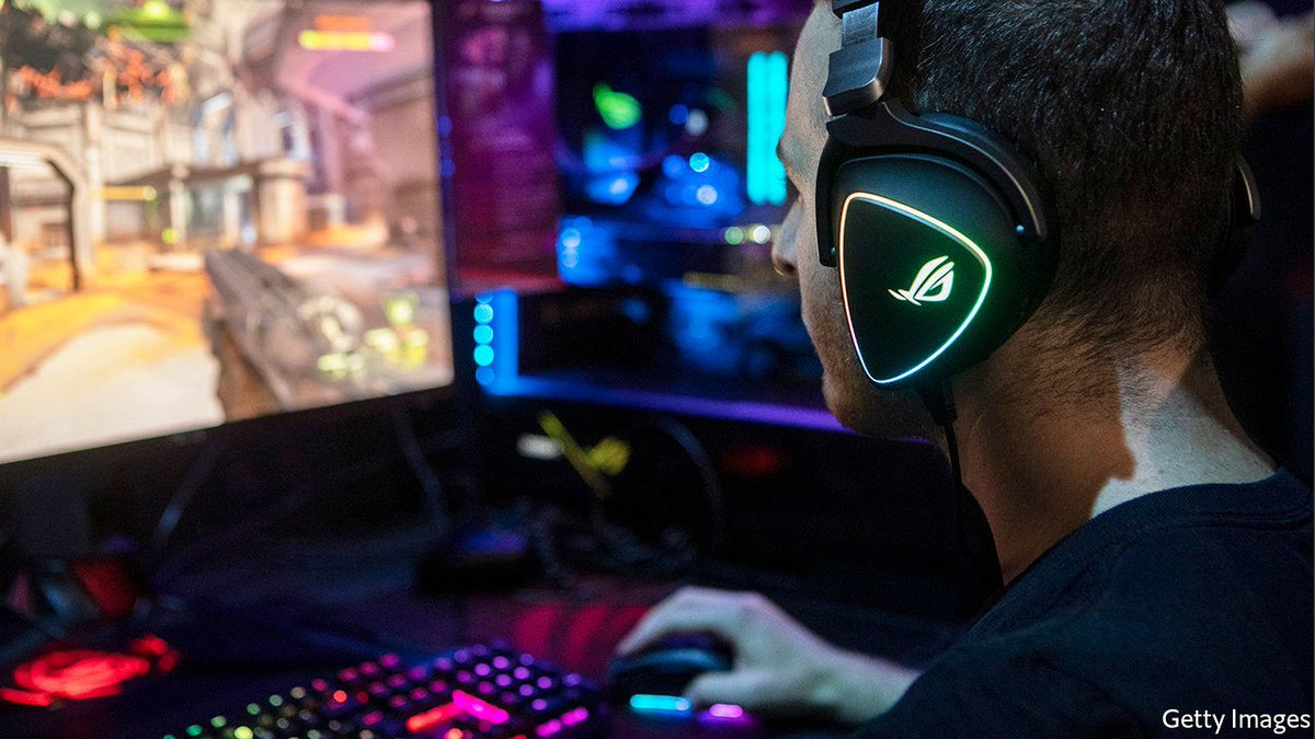 Heberto74's tweet photo. #Dato no menor de la industria de videojuegos aportados por @AMD La industria movió 174 mil millones de dólares en 2020. Jugaron 3.1 mil millones de seres humanos.  Más dinero que la industria del CINE y la Música https://t.co/vGkr0fRs5f