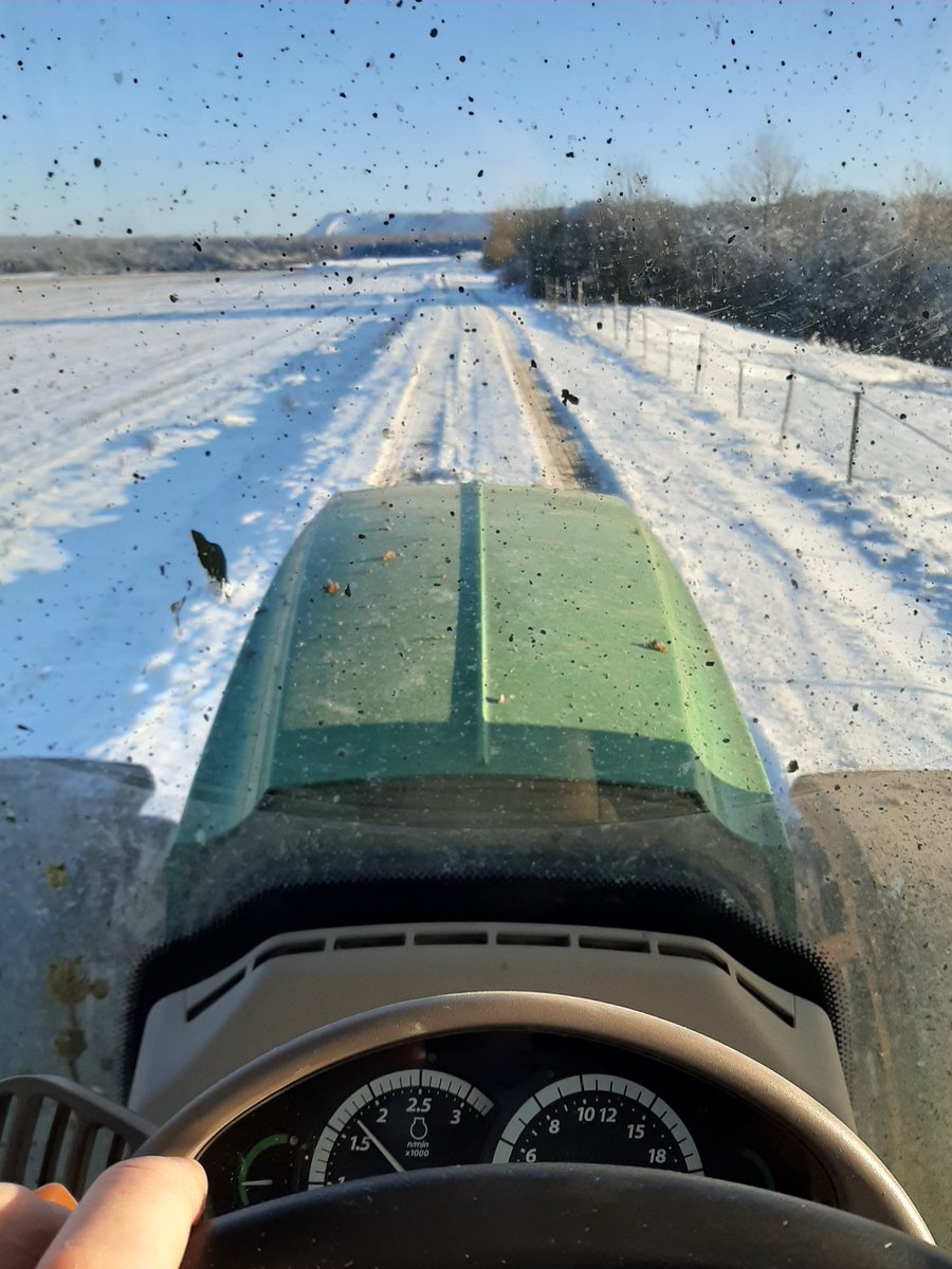 VingertL's tweet photo. Chaud patate de monter et encore tout à l'heure j'y ai croisé une voiture https://t.co/7TgzvHXgNh