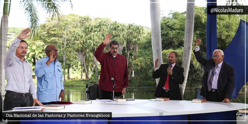 NicolasMaduro's tweet photo. En honor a la memoria de Martin Luther King, celebramos el Día de las Pastoras y Pastores Evangélicos. Mi abrazo fraterno a los hombres y mujeres que promueven, a través de la oración y la fe compartida, el amor y hermandad de nuestro Señor Jesucristo. https://t.co/rgg3bUiLO9