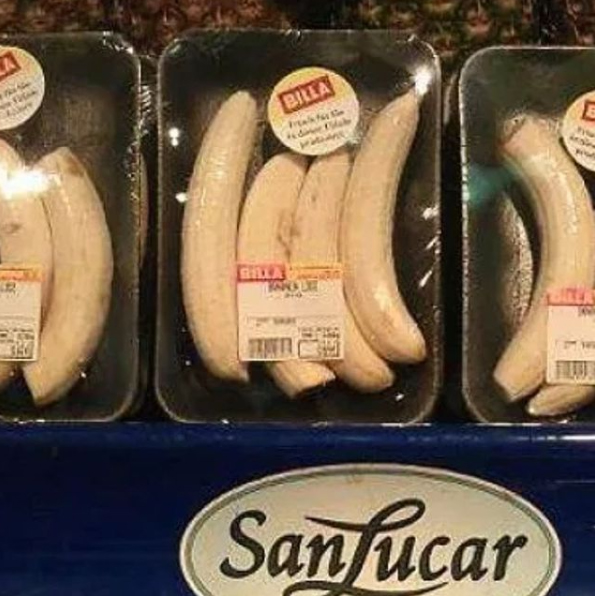 Plátanos pelados y envasados en plástico!!! 🤯🤯🤯

#DesnudaLaFruta por favor!!  🙏🙏🙏

 Vía: IG lillys_plastic_pickup