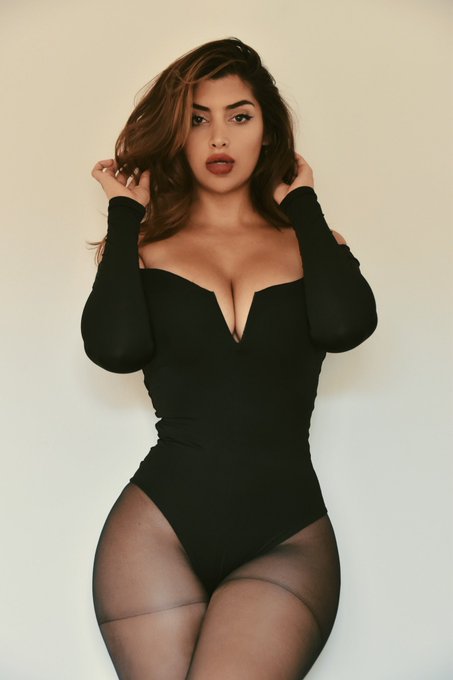 I was going for a 80&rsquo;s retro look, how&rsquo;d I do? https://t.co/1KsEXwZc3d<a href="/tag/onlyfans"class="tags"><span>#onlyfans</span></a>