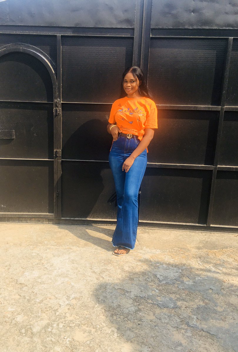 Dukeboma1's tweet photo. Let be your cupcake❤️🥰 

#KingTundeEdnut 
#ThankASoldier 
#EricaNlewedimXTravelBeta 
#schoolsreopening https://t.co/yVCJkibD53