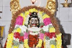 Sweet Puttu and Madurai Chokkanathar Puttu Chokkanathar Temple is a Shiva temple in Madurai where Puttu is very famous. A beautiful story as why Chokkanathar is called Puttu Chokkanathar.Once, the Pandya King ordered every one person in a house in Madurai should come for