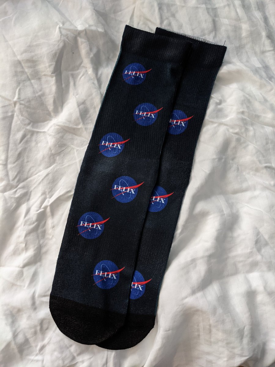 Finally! Nach 7 Wochen ist das Weihnachtsgeschenk für <a href="/nicidienase/">Felix</a> dann auch angekommen. 🙈😂
#LoveYourNerd #nasa