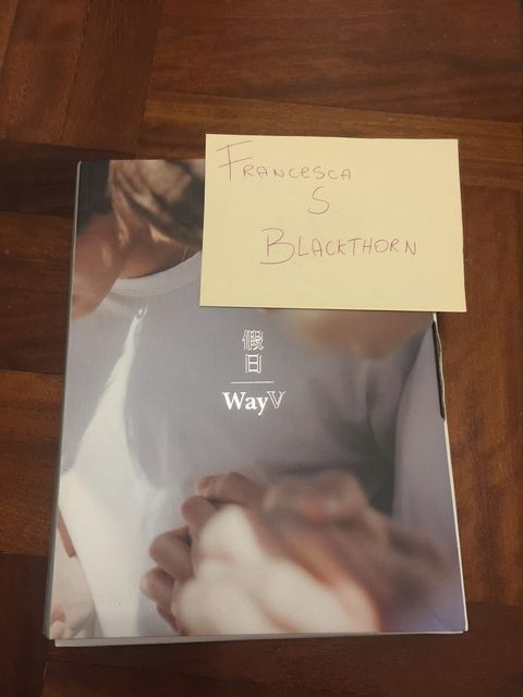 peacheehoon's tweet photo. #WTS 

WayV Ten Photobook (+ all inclusions): 35 usd + fees https://t.co/PLMKWK6Iyd