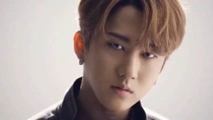 Хан джисон 2020. Бтс типы личности мбти. Stray kids ли минхо и хан джисон. Хенджин и джисон 2021. Хенджин и джисон 2021.