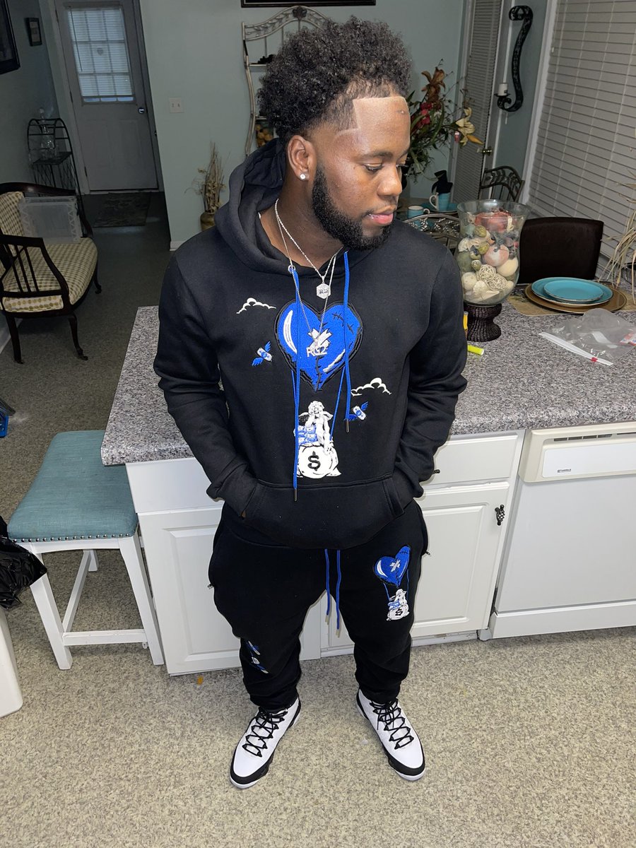 LILNOOK256's tweet image. Don’t play wit me knowing I’m not one of them 🤞🏾💎