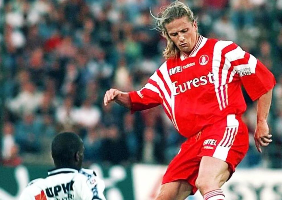 Dès sa première année, le club princier soulève un cinquième titre de champion de France.De surcroît, le football français verra l’éclosion de joueurs comme Emmanuel Petit ou Georges Weah.