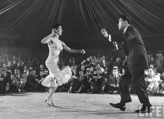 Pedro “ Cuban Pete” Aguilar, fue uno de los grandes bailarines del desaparecido Palladium Ball Room, en New York. Falleció en el año de 2.009.