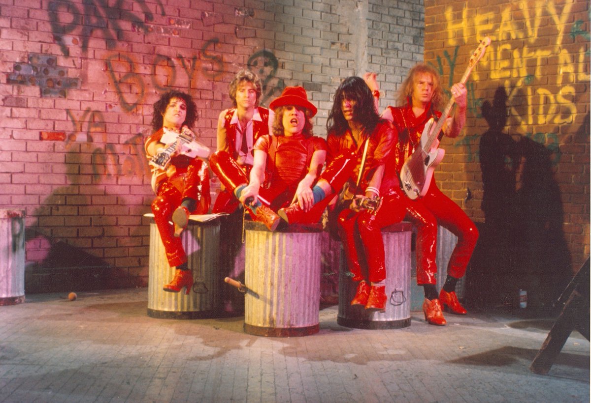 JonSavage1966's tweet photo. RIP Syl Sylvain - Red Patent Leather Dolls, pic by Bob Gruen https://t.co/uSXOOZHRIf