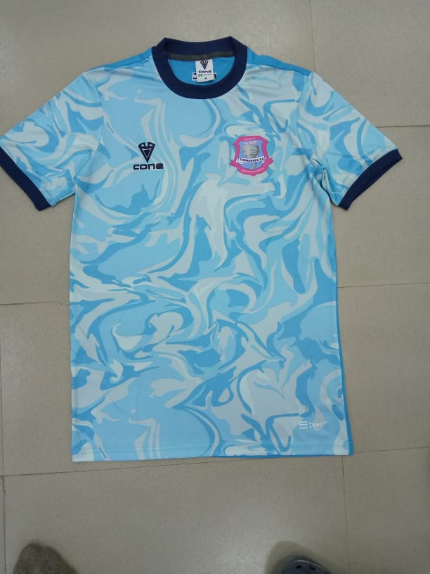 Abubala16's tweet photo. Tornadoes home and away jeyseys for 2020/2021 football season https://t.co/ky0OBA0wKN