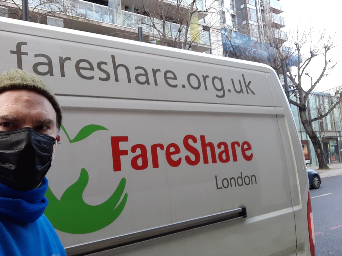 MontyReubenPaul's tweet photo. Friday #thanks to @FareShareLON @felixprojectuk and @Allied_Bakeries for today's deliveries to #EastendHomes &amp; #FoodForAldgate. We've seen consistent help from #KingsmillBread throughout #Covid. Thank you! https://t.co/vaH20H6pGD