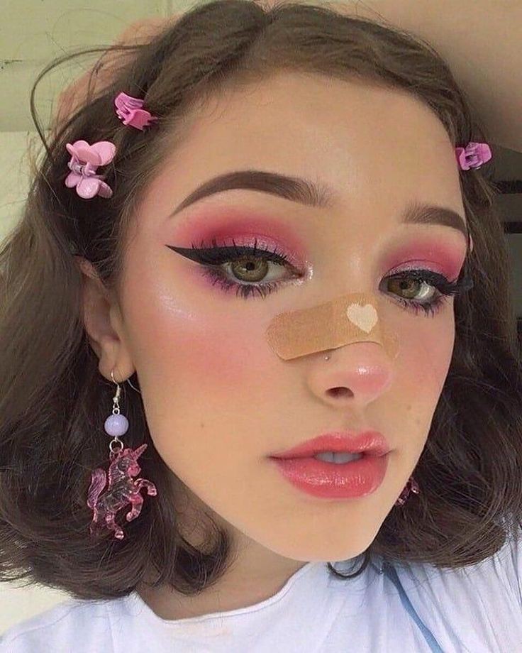 russianlesbian2's tweet photo. Решила объединить первые 3 картинки пинтереста, которые попадутся, когда свайпну вниз, и нарисовать это. Эрвин, прости.
#AttackOnTitan #АтакаТитанов #goblincore https://t.co/qW5o5usUkH