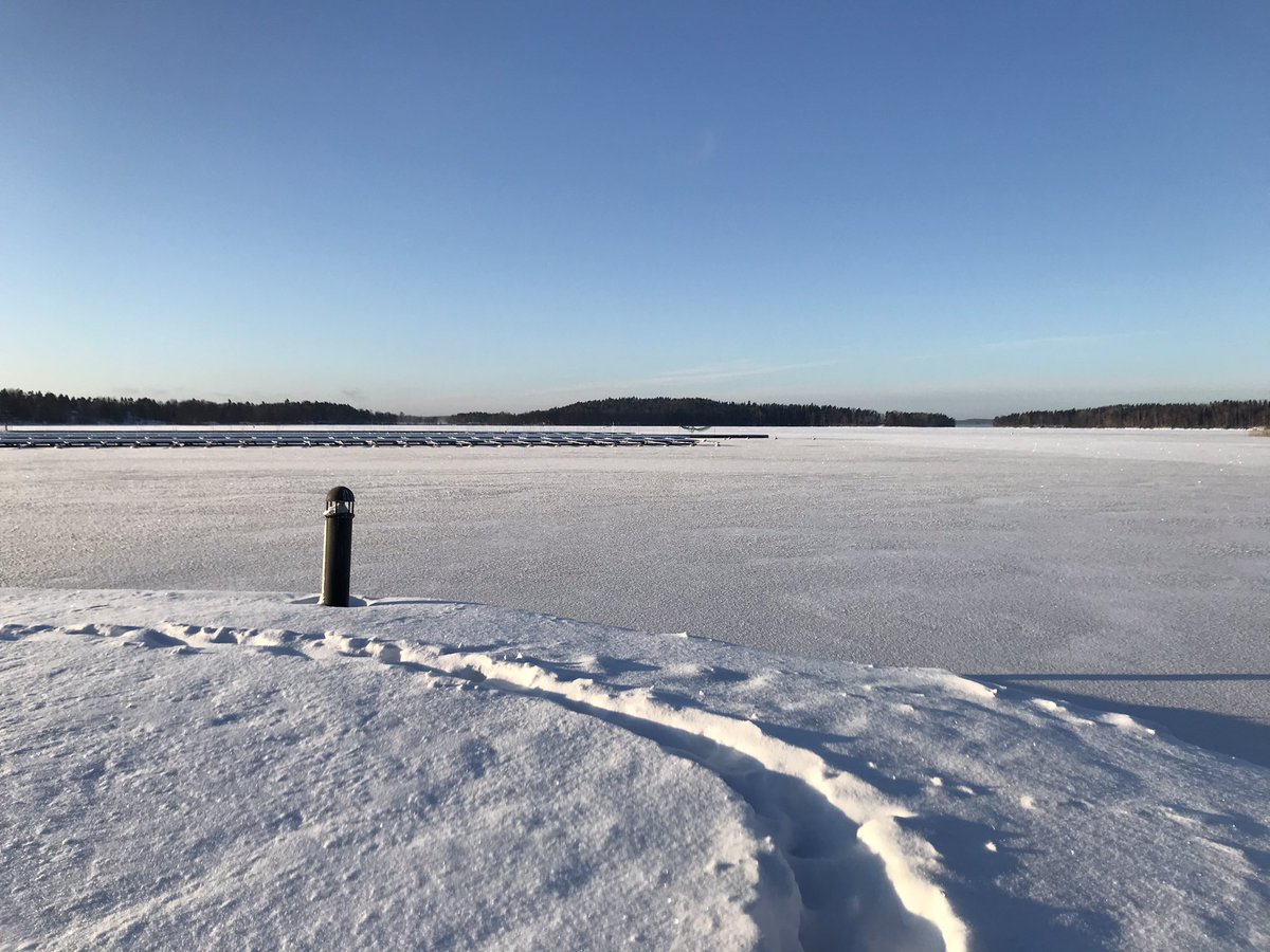 Warm recommendation for the Team’s Step Challenge☀️❄️ Gather 10 000 steps daily in a small breaks during the day. Great Wellbeing support for all of us 💎 #NesteLife #työhyvinvointi