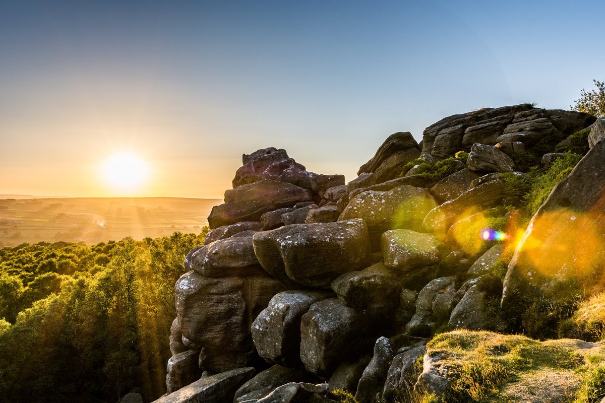 Explore_UK_Out's tweet photo. Brimham Rocks, North Yorkshire, England 🏴󠁧󠁢󠁥󠁮󠁧󠁿 Stunning and a great day out! #brimhamrocks #northyorkshire #yorkshire #landscape #walking #walk #hiking #hike #trekking #uknature #ukscenery #scenery #photography #ukphotography #adventure #explore #ukshots #stunningviews #outdoors https://t.co/hdTpzIdTPQ