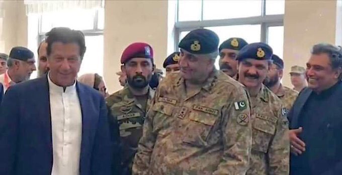 123Bichoo's tweet photo. مجھے لگا میلا بے بی پکڑا گیا۔ 

🤣🤣 https://t.co/wB45nJ7XIb