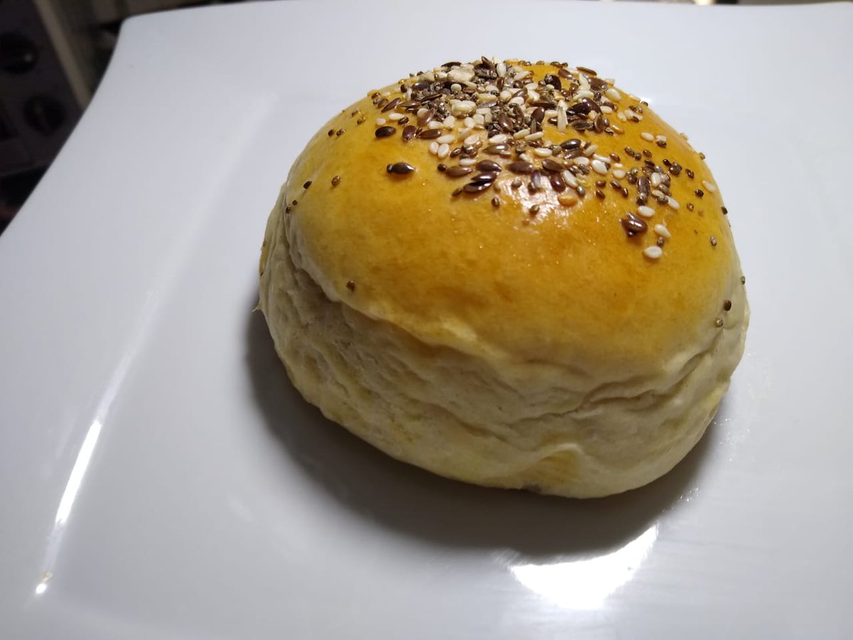 aldibelenm's tweet photo. Mi novio va a empezar a cocinar hamburguesas para vender! Te hace el pancito casero y todo. 
Zona Florencio Varela

Por favor, compartan!! Le está poniendo toda la garra porque se quedó sin laburo. https://t.co/Qt7Zby6Iz0