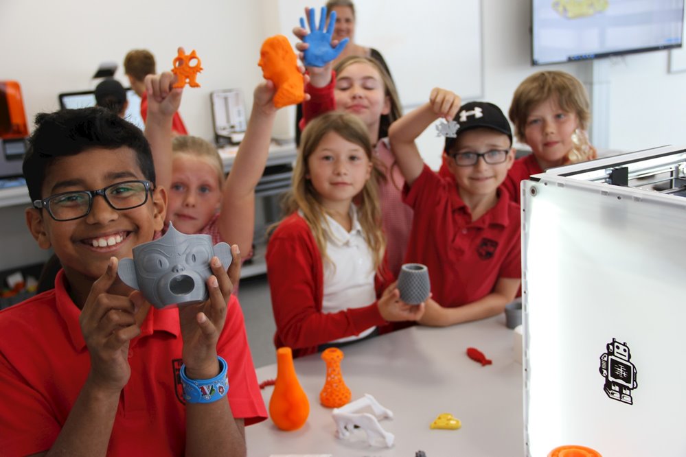 TeachingTimes's tweet photo. 65,000 educators received @TeachingTimes #DigitalLearningMagazine yesterday with articles featuring - among others
.@Mangahigh .@Mango_Marketing
.@_EngineeringUK
.@Deezer
.@rogerhamilton
.@HwbNews
.@BroEdern
Sign up for your free copies https://t.co/G5320lFIk3 https://t.co/mEmwrtUv9m