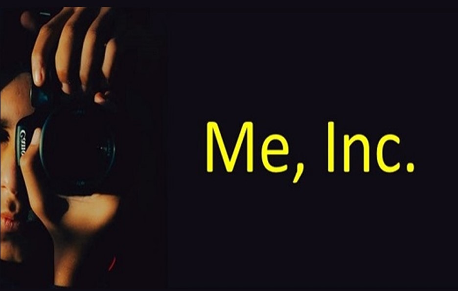 ‘Personal branding is the conscious and intentional effort to create and influence public perception of an individual by positioning them as an authority in their industry, elevating their credibility, and differentiating themselves from the competition' 

onecirclehr.com/blog/building-…