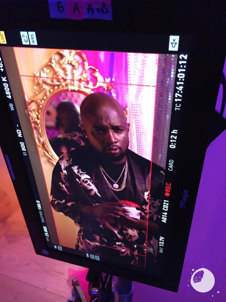 SnaxFR's tweet photo. Tournage en cours avec @BastienUghetto, @Oumar_Diaw et @NicolasLumbrera.⁠
Bientôt disponible dans Snax ! 🎥 https://t.co/sbwhqBZPiI