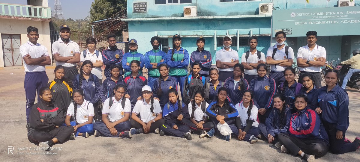 Its_Sweta__'s tweet photo. We bow to all the soldiers of Indian Army and their families for their selfless service 🇮🇳
A Small tribute to all the soldiers on the occasion of #IndianArmyDay through a cycle rally of around 10-12 KM leaded by the Senior Wings (Girls)
#JaiHind #Armywing #Navalwing #GMU_NCC https://t.co/rB7fCmBlOz