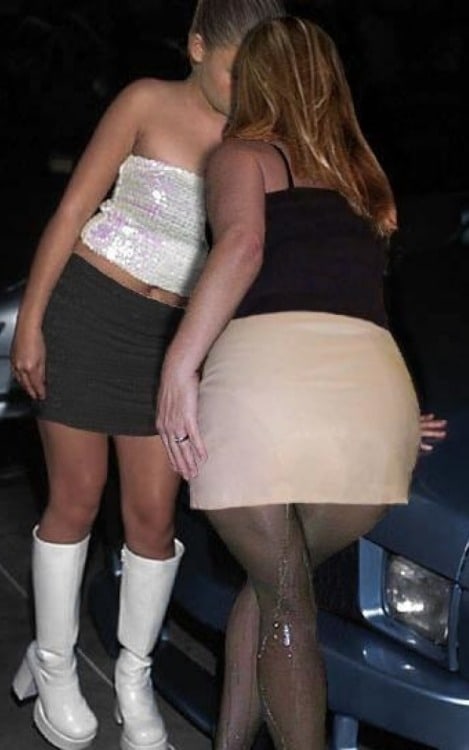 peefrench95's tweet photo. mmmhhh #peeinggirls #pantyhose #peeaccident #peecontrol #piss #peeing https://t.co/hJF0AC7NPv