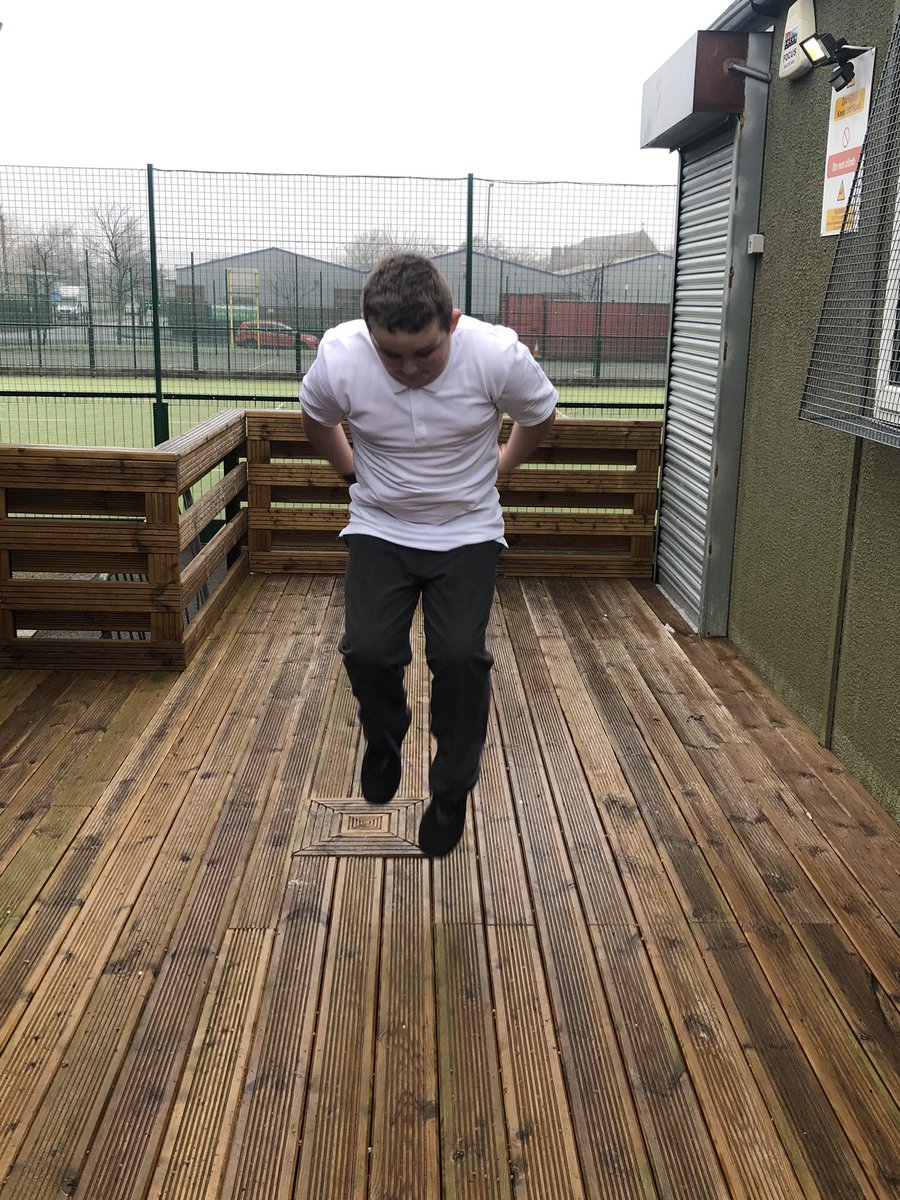 Michellebdavie2's tweet photo. Skipping challenge accepted 😁 @Miss_Patterson3 https://t.co/05LCyPNvLp
