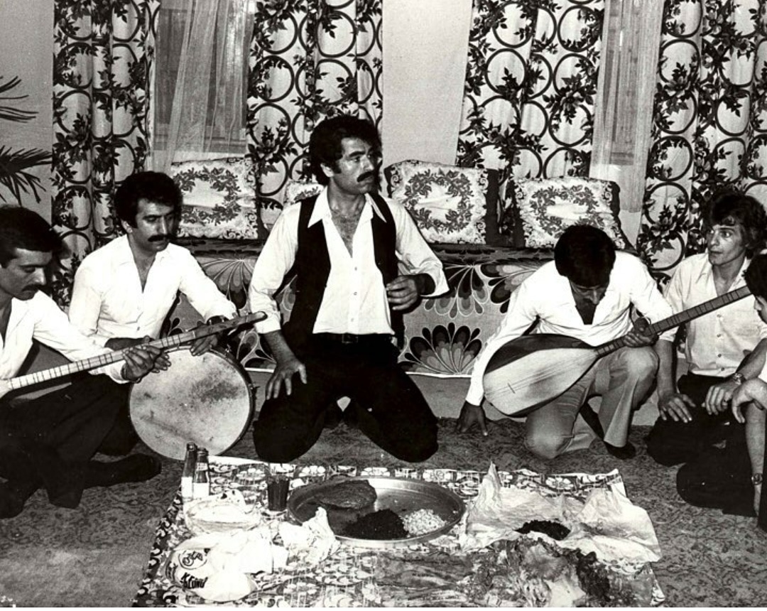 Çiğ köfte bizim işimiz 👍 
Size en yakın şubemiz için;

📍tatlisescigkofte.com
📍tatliseslahmacun.com 
📍444 34 63 

#tatlises #ibrahimtatlises #iboshow #tatlıseslahmacun #tatlisescigkofte #tatliseseurope #cigkoftebizimisimiz #lahmacundabizimisimiz #cigkofte #lahmacun