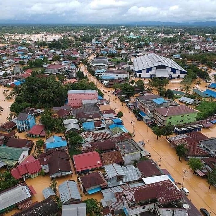 Stay aafe everyone. Mohon doanya semoga cepat surut. #KalselJugaIndonesia