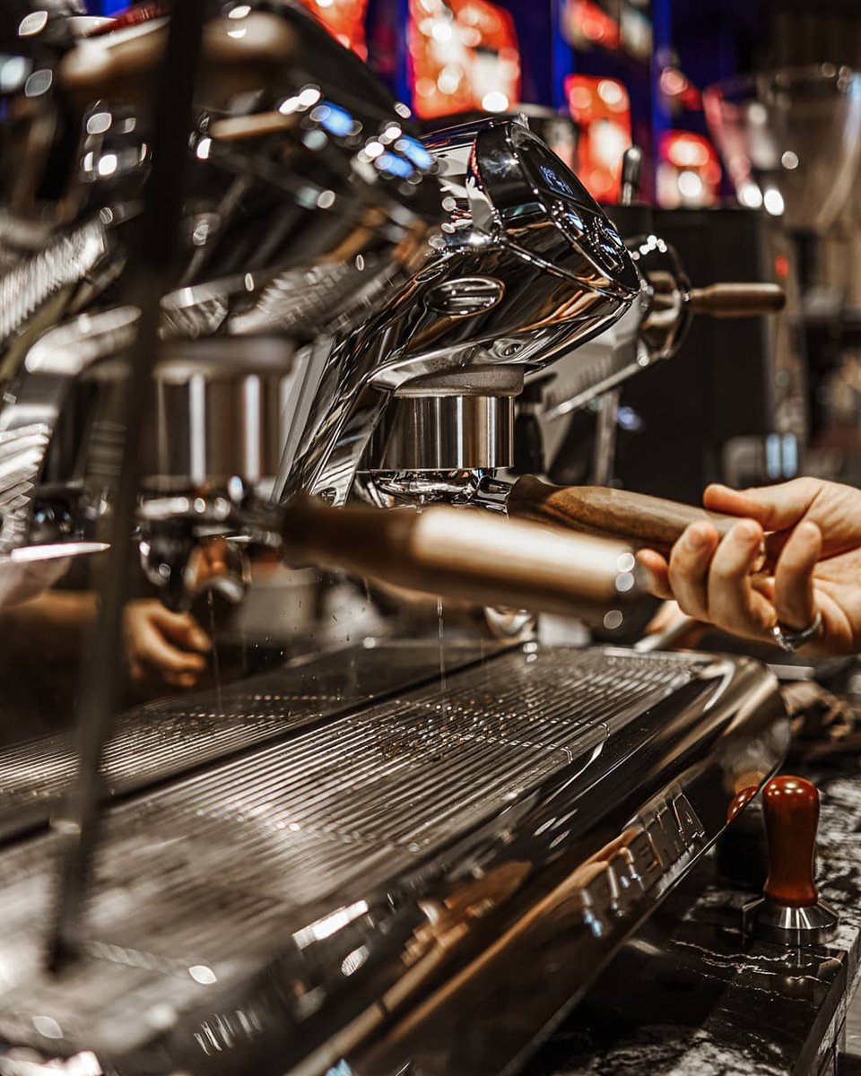 culinarysa's tweet image. Indulge in caffeinated excellence 
Experience the Faema E71e - the espresso machine which can do it all. 
#faema #Coffee #culinary