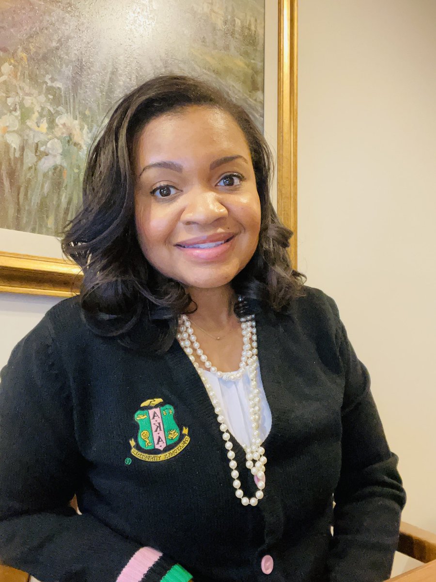 DrMcNeal_HWMS's tweet image. “And with a smile....”Happy Founders Day to my beautiful sorors of Alpha Kappa Alpha Sorority, Inc. #AKA1908 #pinkiesup #MuMuMade