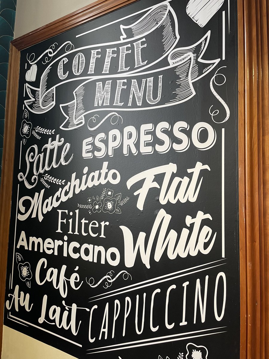 GraemeTDesign's tweet photo. From #design to #print to installation for @TheFriarTucks newly relocated shop. Simple graphic for #localbusiness #doncasterisgreat #Doncaster https://t.co/9n3R2r0iTC
