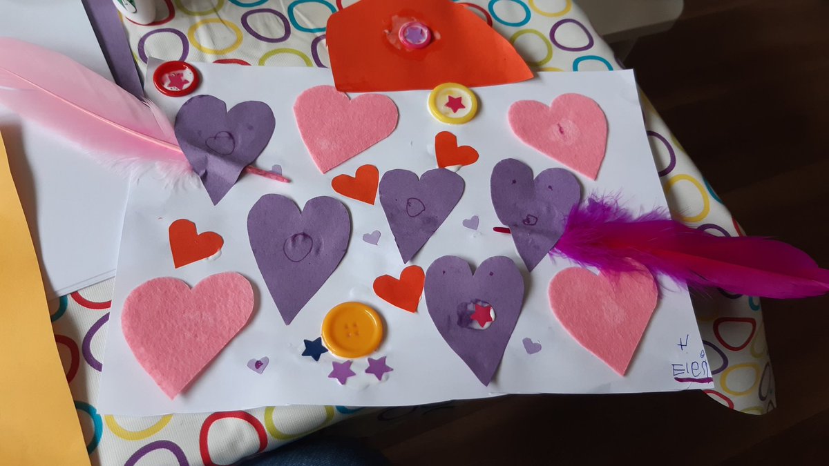 JayHTravis's tweet image. Getting creative with love @Common_WealthHQ @ArtesMundi #FutureIsHere